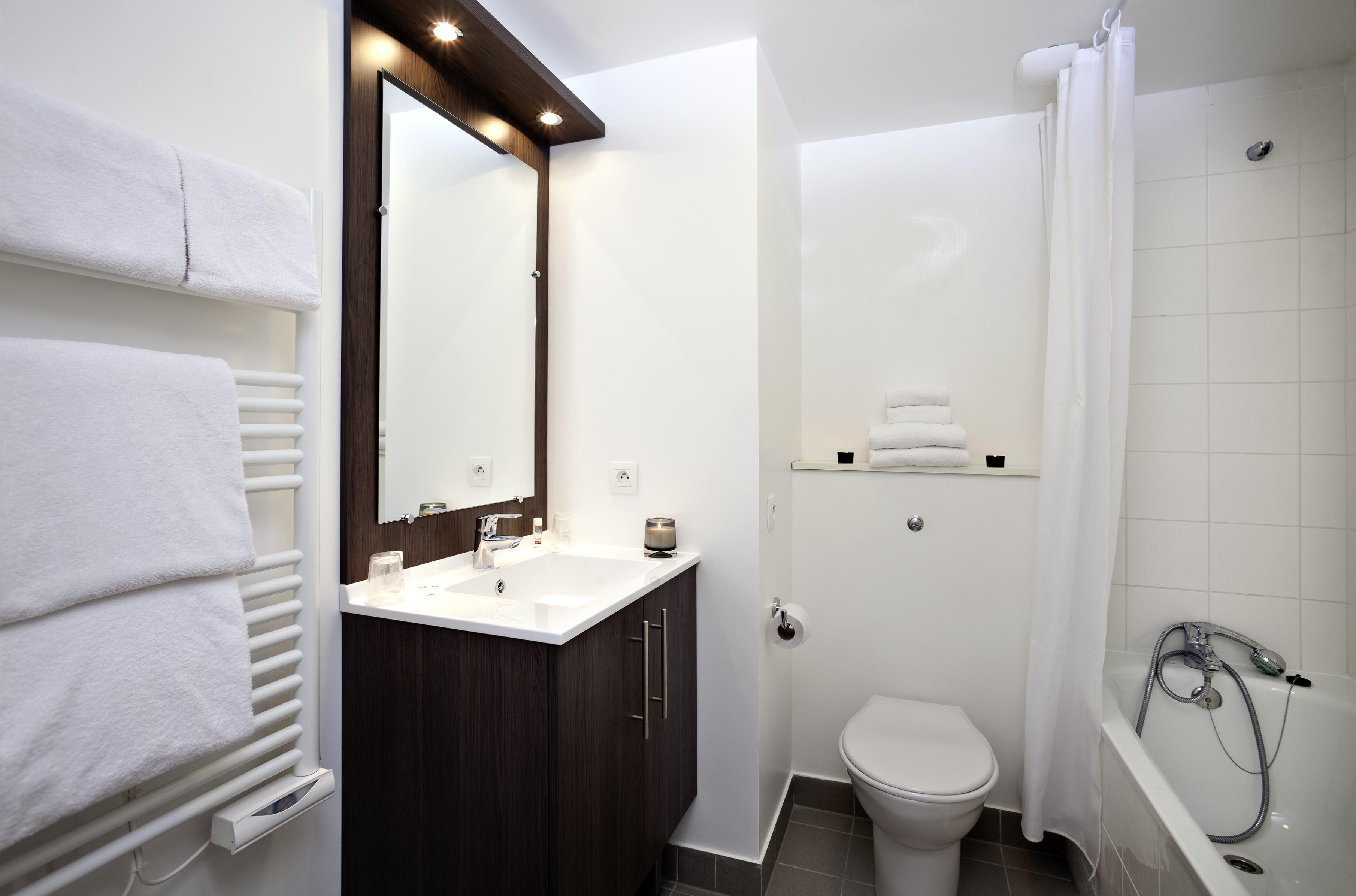 Aparthotel Adagio Access Paris Asnieres Exterior photo