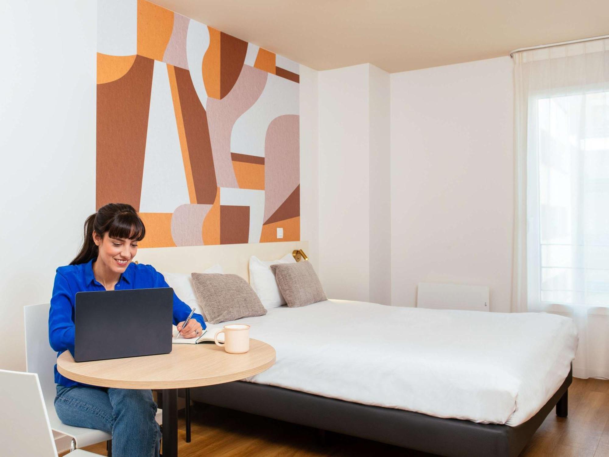 Aparthotel Adagio Access Paris Asnieres Exterior photo